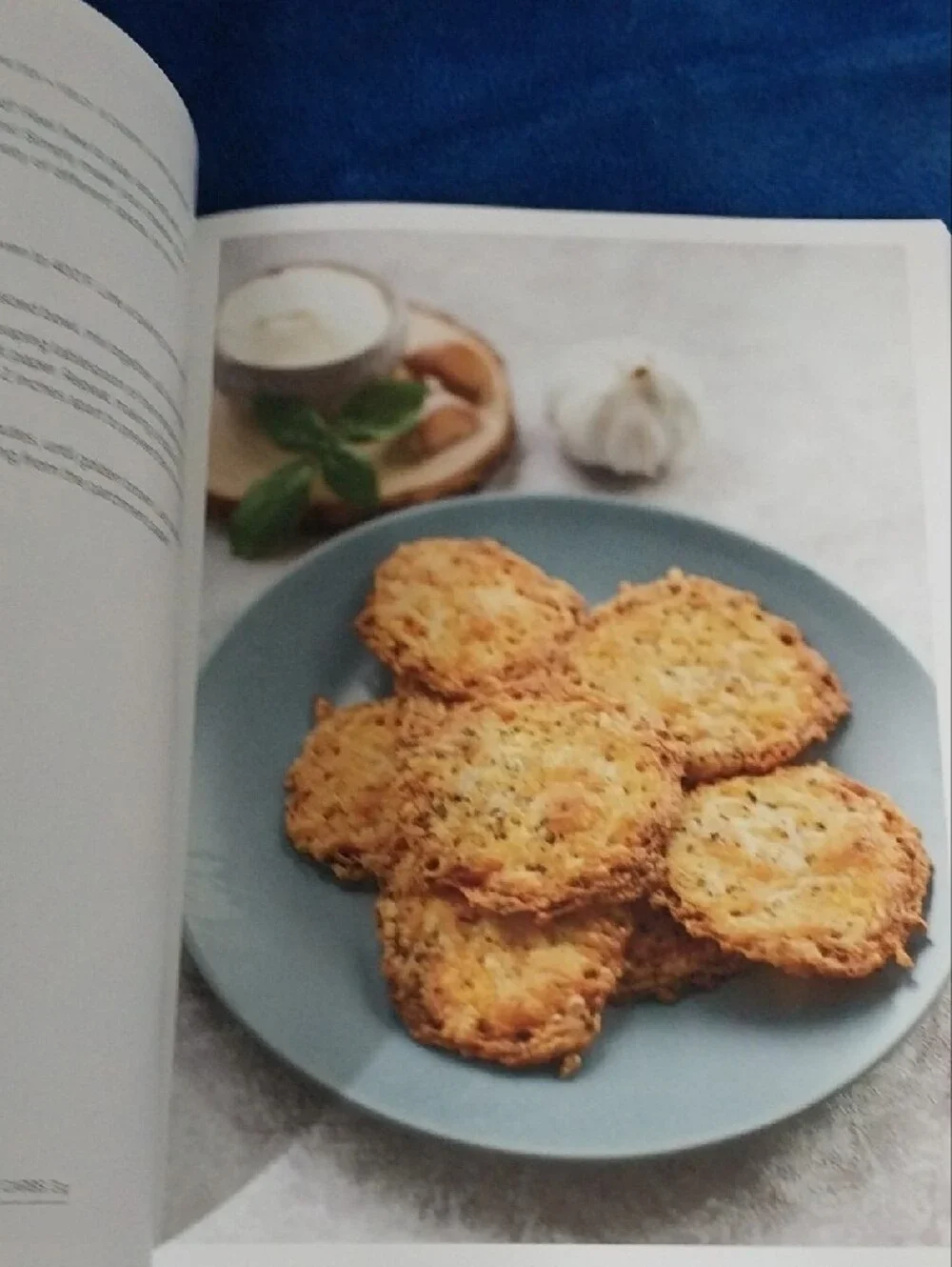 🔵BOGO FREE🔵 Simply Keto Cookbook - Suzanne Ryan